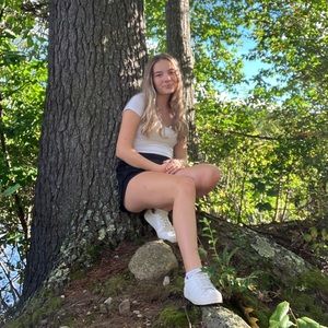 Meet your Posher, June